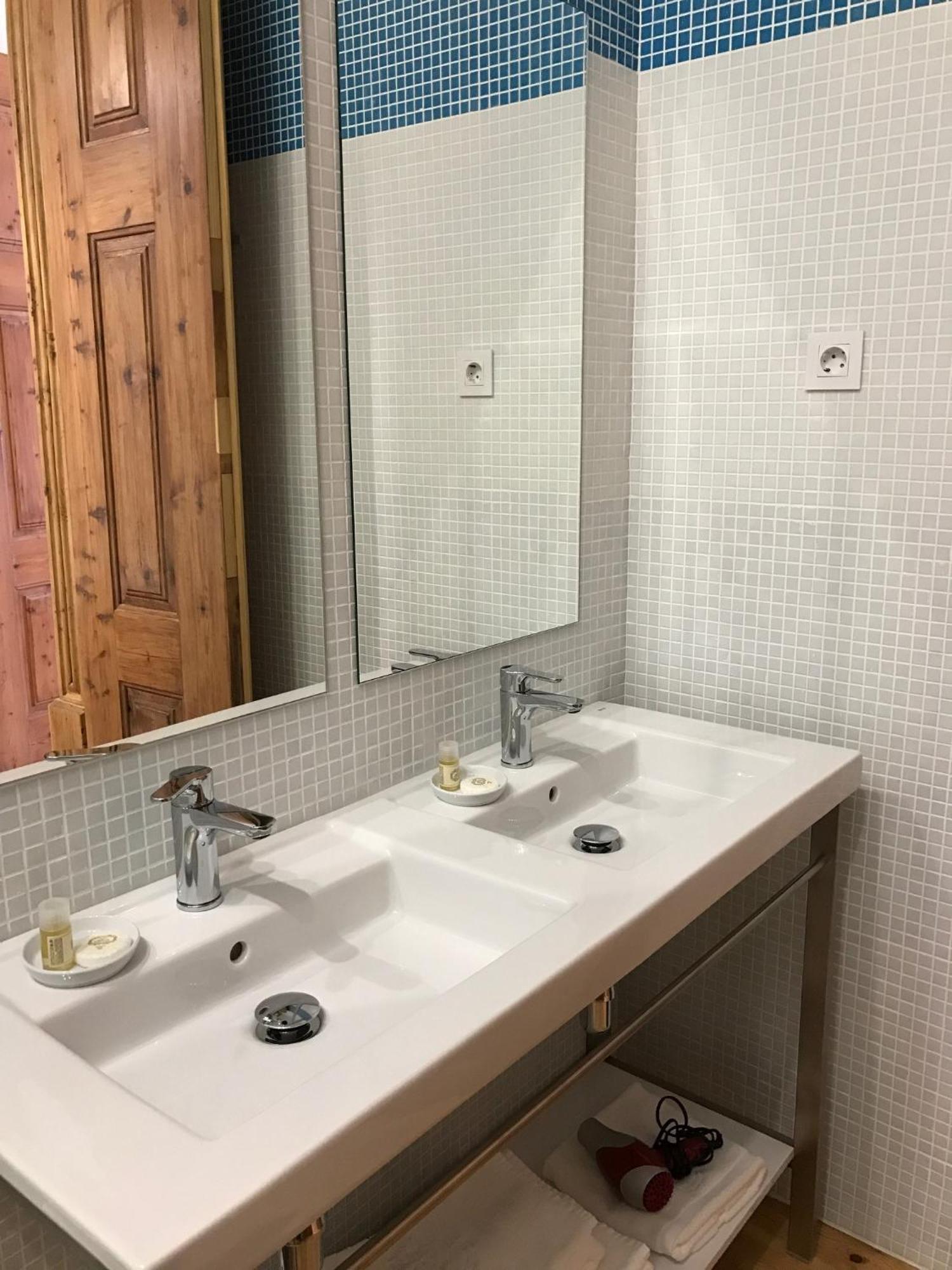 מלון קוימברה Casa Da Praca By Purus מראה חיצוני תמונה
